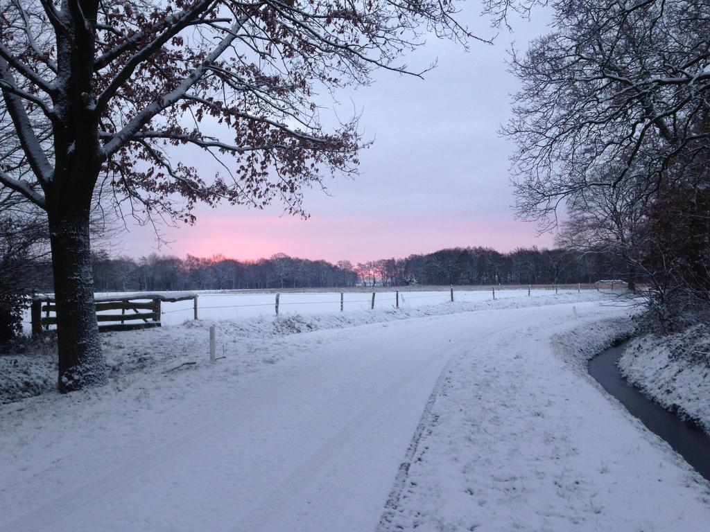 De Hiddinghhoeve Onstwedde Buitenkant foto