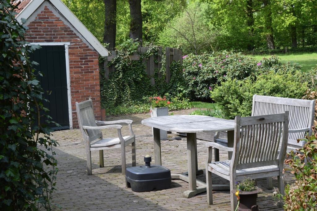 De Hiddinghhoeve Onstwedde Buitenkant foto